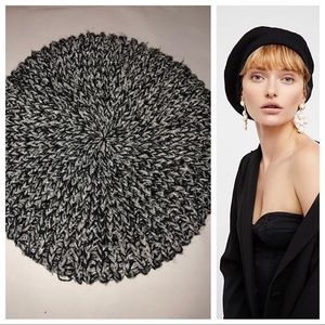 ✨HP✨Anthropologie Knitted Beret